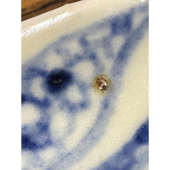 Vintage Miniature Celadon Trinket Dish with Cobalt Blue Rabbit signed - Picture 4 of 4